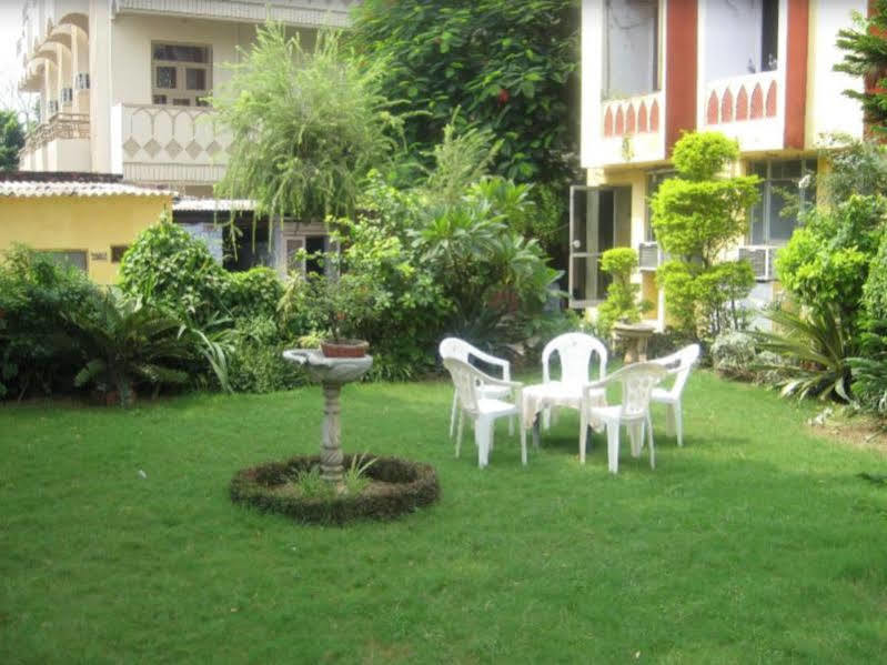 Aravali Clarks Inn Alvar Kültér fotó