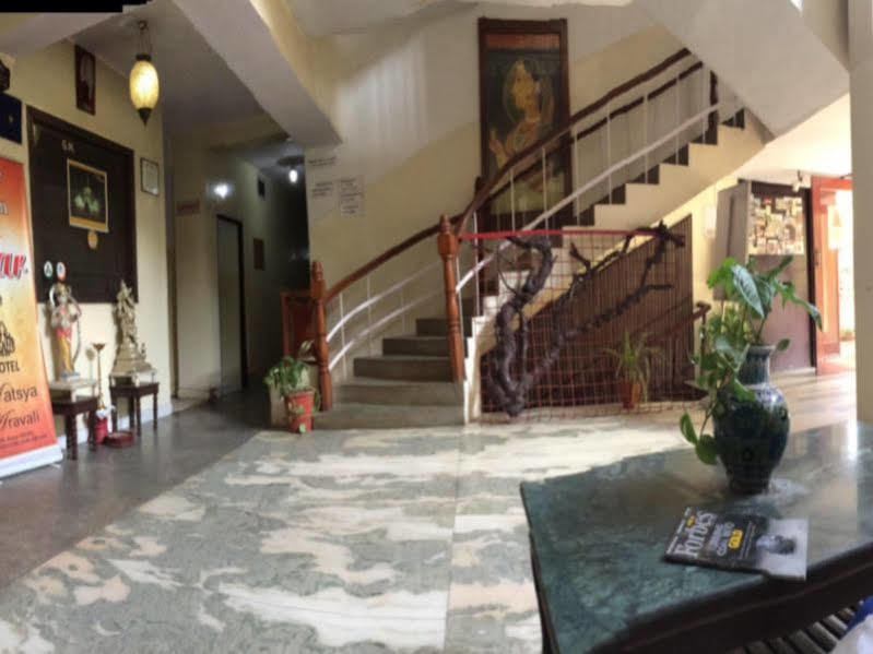 Aravali Clarks Inn Alvar Kültér fotó
