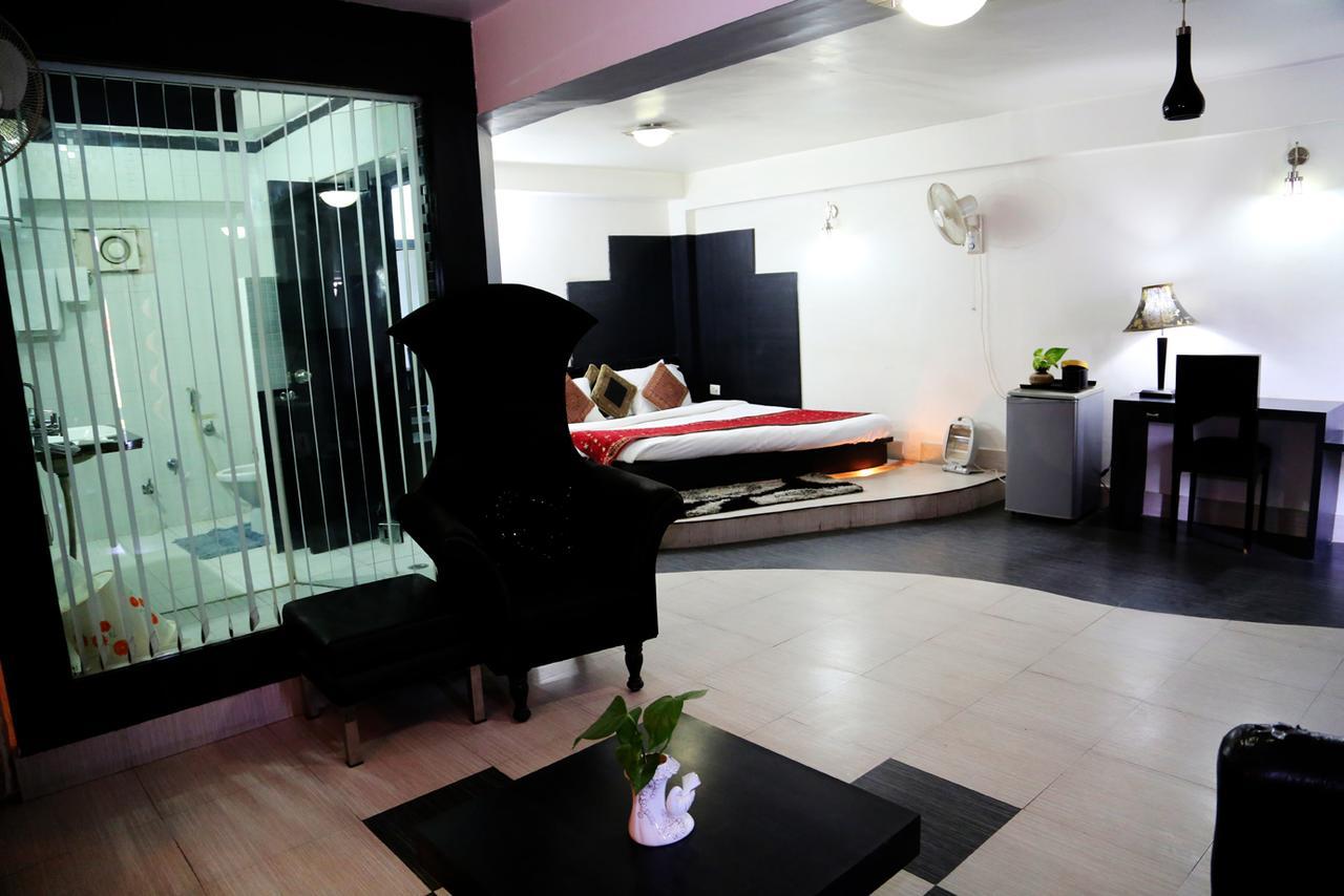 Aravali Clarks Inn Alvar Kültér fotó